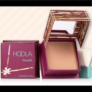 NIB HOOLA MATTE BRONZER BRONZING POWDER BY BENEFIT